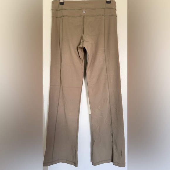 Lululemon Groove High Rise Flared - 1 release - Picture 3 of 4